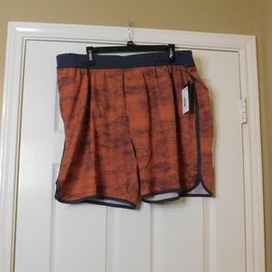 Xersion Men Studio Short Size: XXL